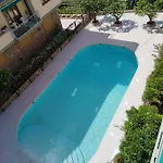 White House - Casa דירה