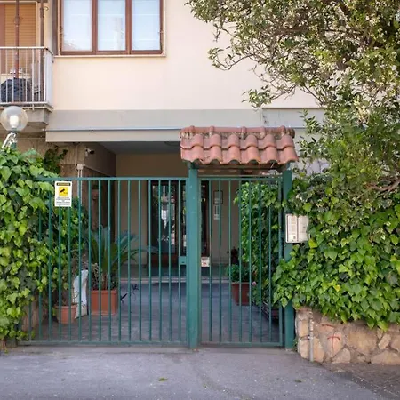 White House - Casa Sorrento