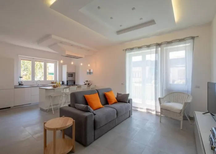 White House - Casa Appartement